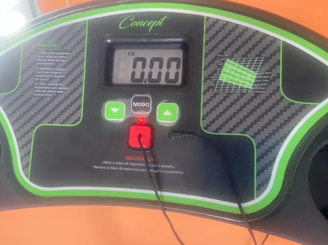 Esteira Dream Fitness 1.8 - Ótimo estado