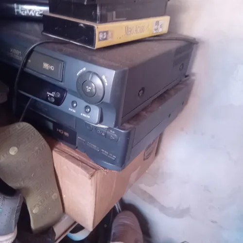 Video casete com defeito  50,00 cada