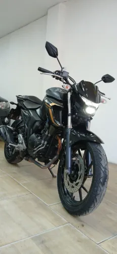 Yamaha FZ25 Fazer 2024 - Financia | Troca | 24x no Cartão