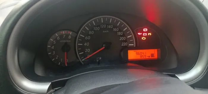 Nissan March S 1.6 16V Flex Fuel 5P 2014