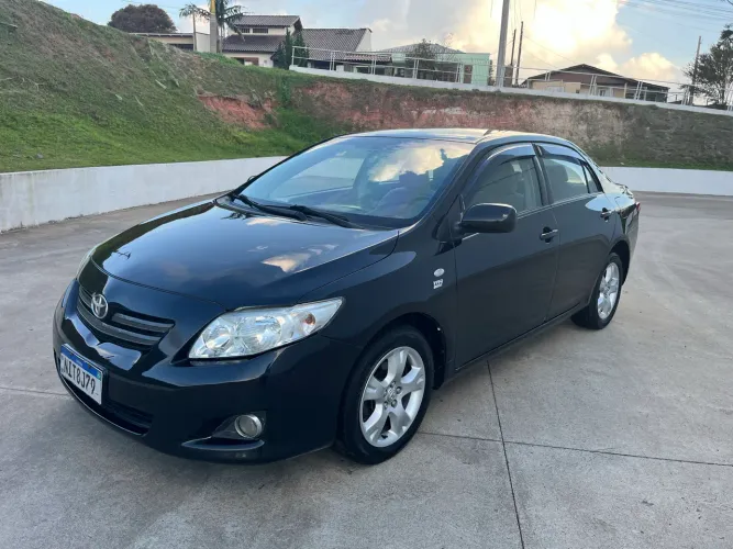 Toyota Corolla GLI 1.8 Flex 16V Aut. 2011