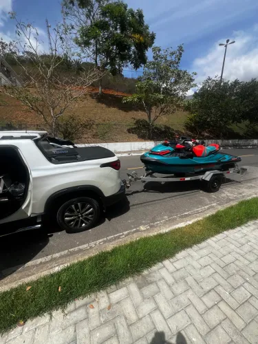 Vendo jet wake pro 230  2019 com carroça.