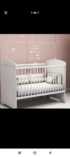 Berço de bebê em perfeito estado desmontado