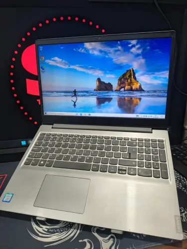 Notebook Lenovo Ideapad i5 de 8° Geração