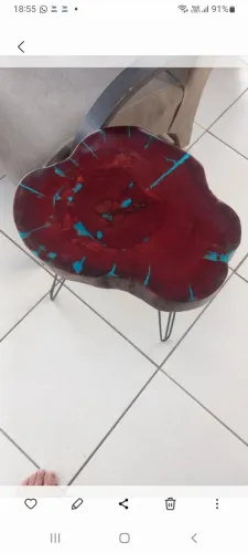 Mesa de apoio / centro. rustica com resina epoxi