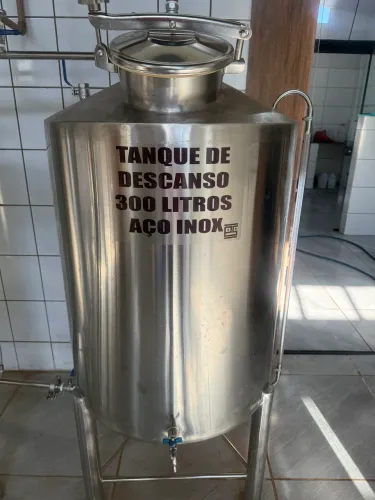 Tanque inox 300 litros