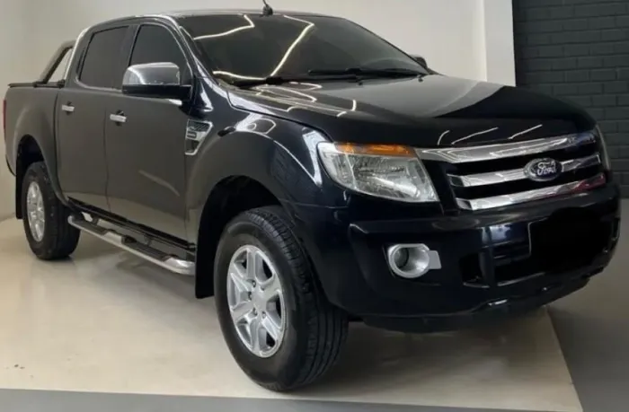 Ford Ranger XLT 2.5 16V 4X2 CD Flex 2014