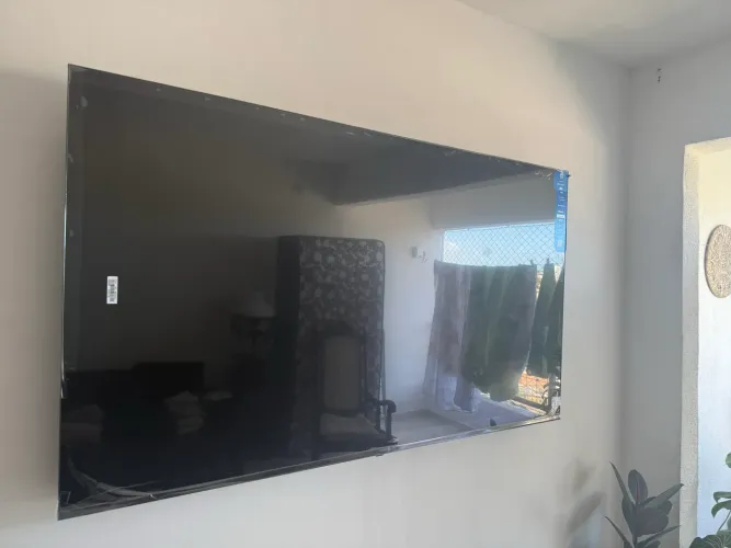 TV Philips 75? - 3 meses de uso