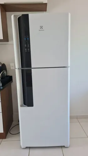 Geladeira Electrolux Inverter Top Freezer 431L Branco