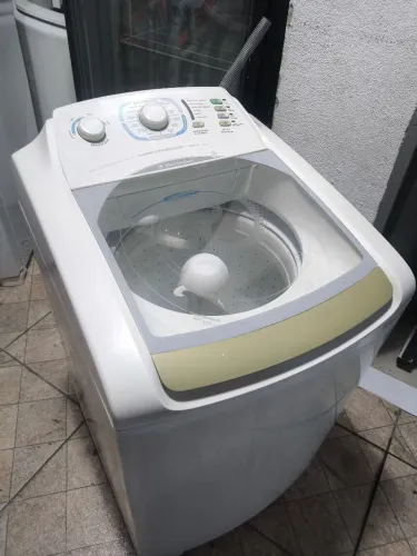 Lavadora Electrolux 10 kg apenas 799,00