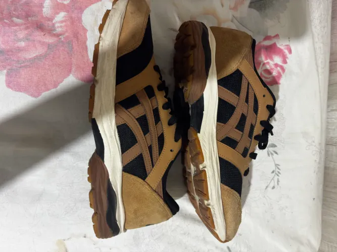 Tenis Asics original 