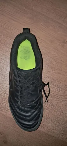 Chuteira futsal umbro pro 5 bump