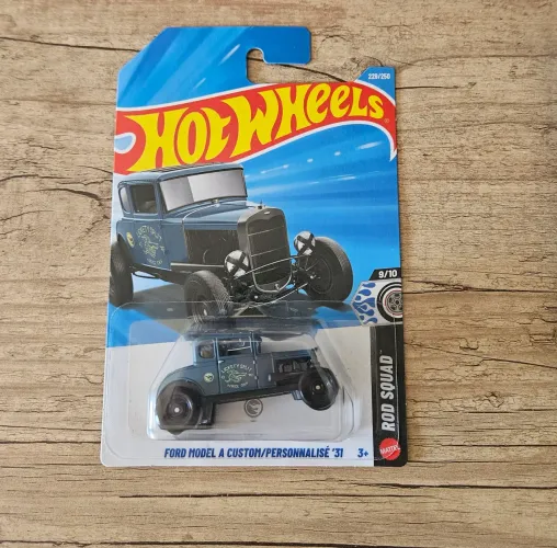 Hot Wheels T-Hunt
