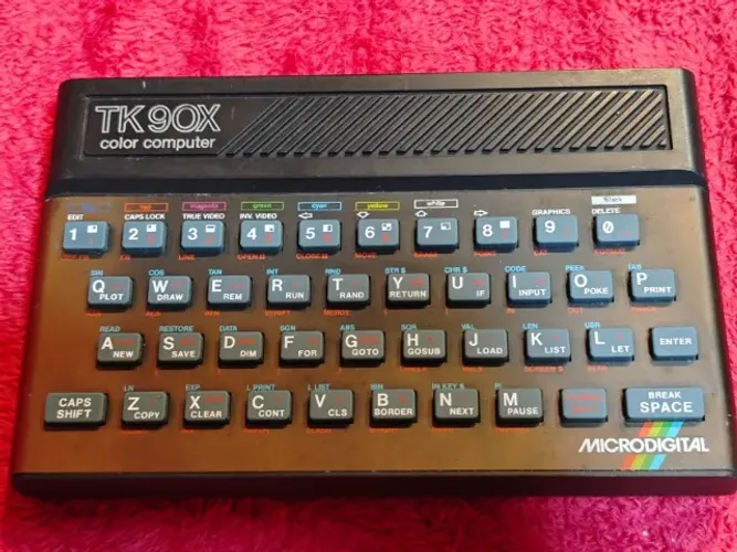 TK90x vintage computer microdigital