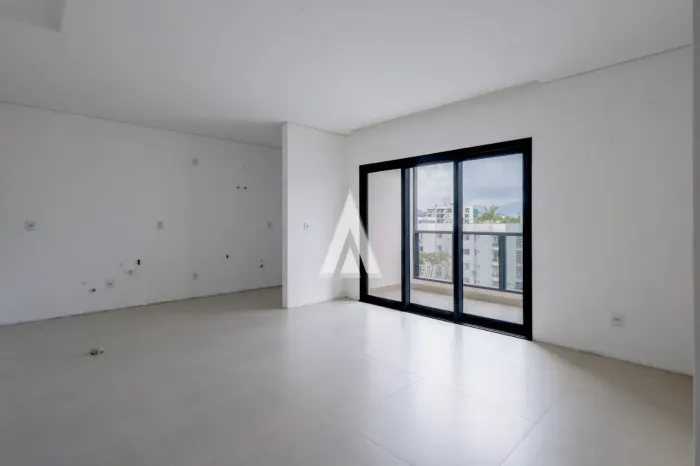 Apartamento com 1 suíte e 2 quartos à venda no bairro Santo Antônio em Joinville-SC de R$7