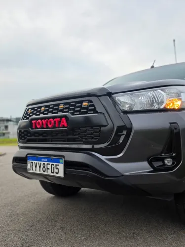 Toyota Hilux CD SR 4X4 2.8 TDI Diesel Aut. 2024