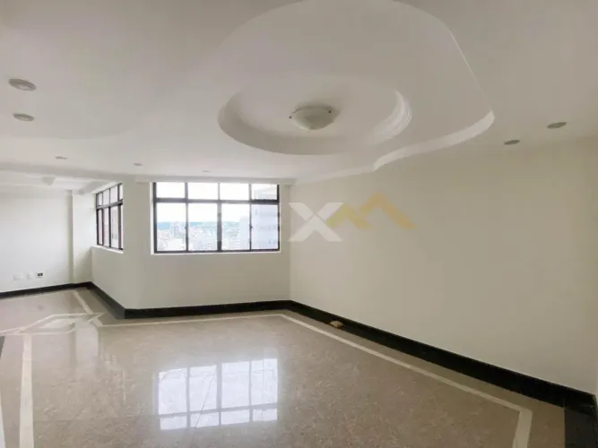 Apartamento à Venda no Centro em Divinópolis-MG.