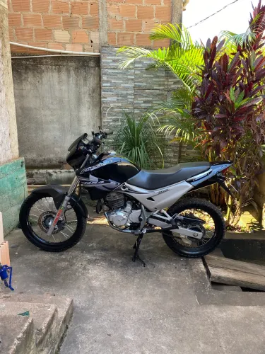 Troco por moto de menor valor ou carro do meu agrado 