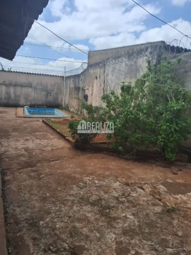 Casa à venda no bairro Núcleo Residencial Tutunas - Uberaba