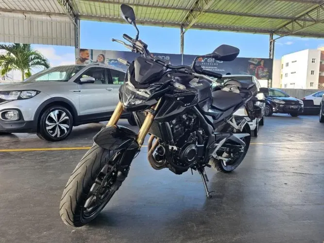 HONDA CB 500F 2024