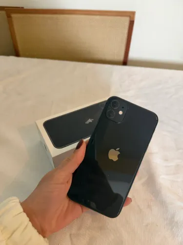 Celular iPhone 11 64gb