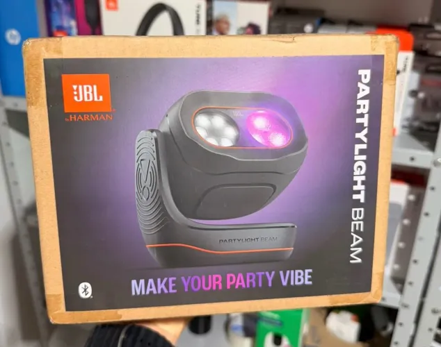 Iluminador de Festa Projetor Partylight JBL Beam Preto