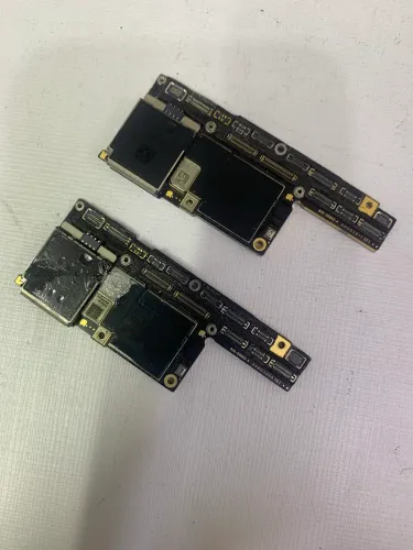 Placa iPhone X e carcaça 