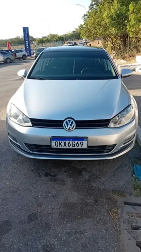Volkswagen Golf Comfortline 1.6 MSI Total Flex Aut. 2016
