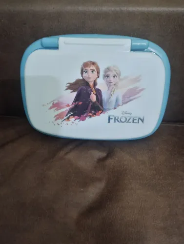 Leptop da Frozen Bilingue.