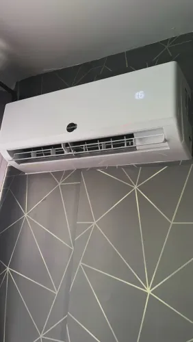 Ar condicionado 9.000 BTUS - 3 meses de uso SEMI NOVO