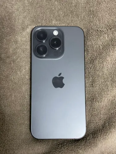 IPHONE 15 PRO 256GB PRETO SEM MARCA DE USO