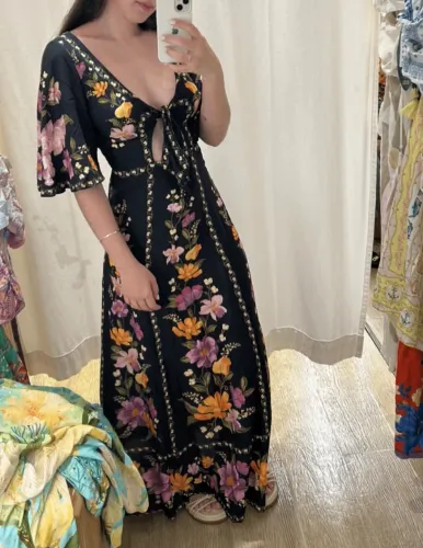 vestido farm borboleta em flor