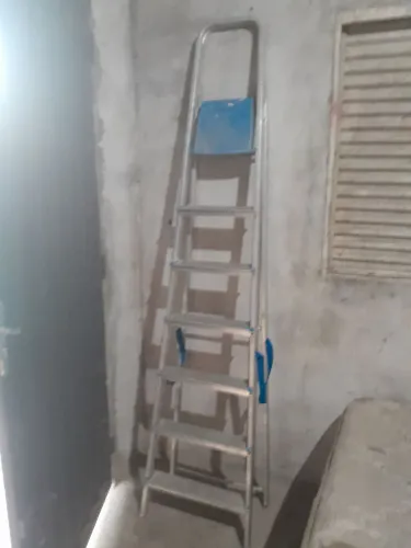 Escada de alumínio