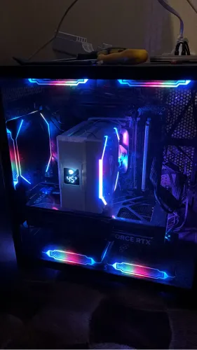 Pc Gamer Rysen 7 5700x + Rtx 5060