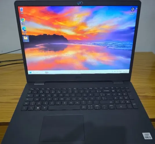 Notebook Dell Inspiron 3501 i5-1035G1 - 8GB RAM - 256GB SSD - Windows 11 Professional