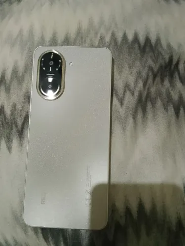 Realme A5