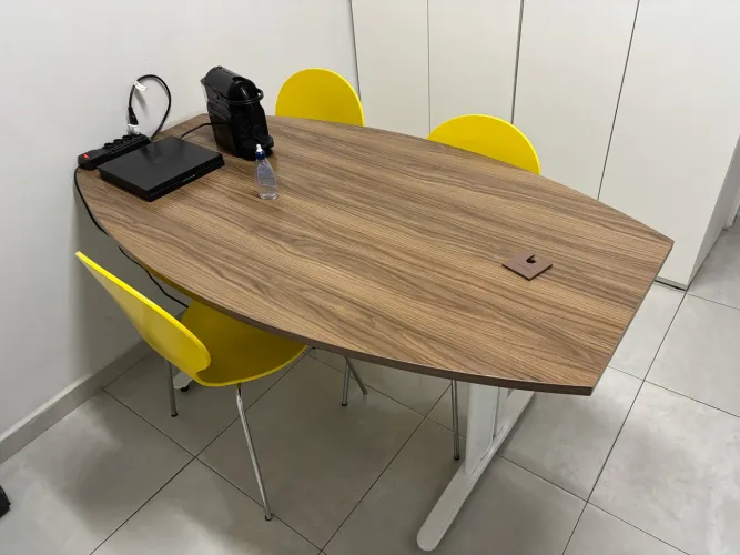Mesa de reunião