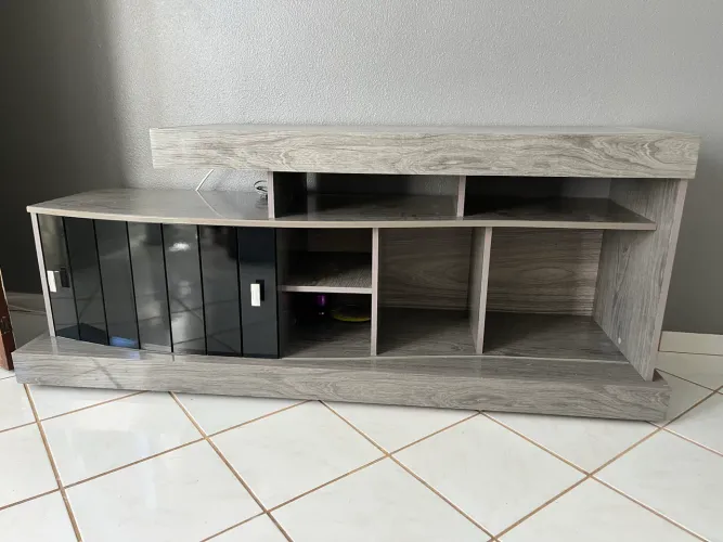 Móvel Rack impecável
