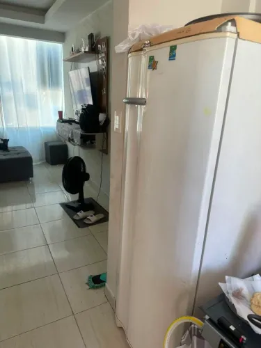 Vende móveis de cozinha