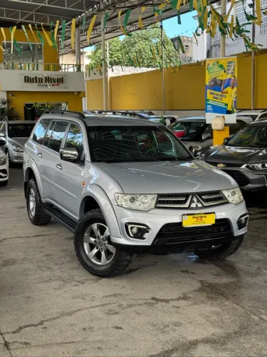 Mitsubishi Pajero Dakar 3.2 4X4 T.i. Dies. 5P Aut. 2014