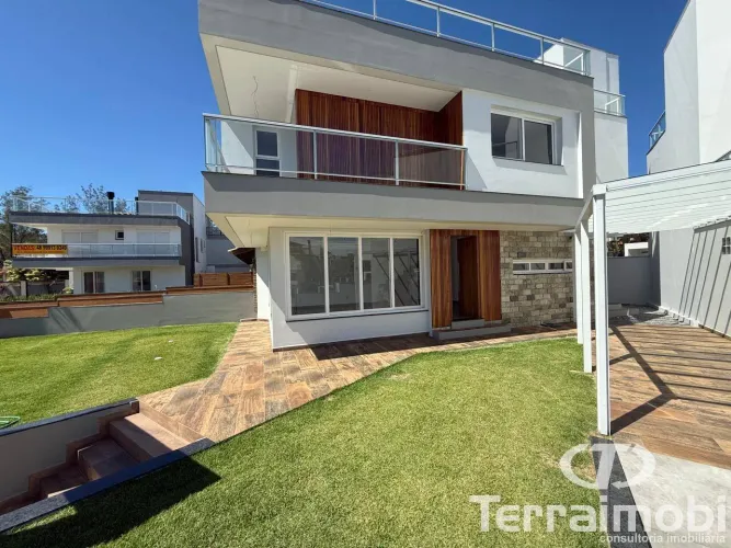 Ótima casa 3 dormitório, Bairro Morrinhos- Garopaba/ SC