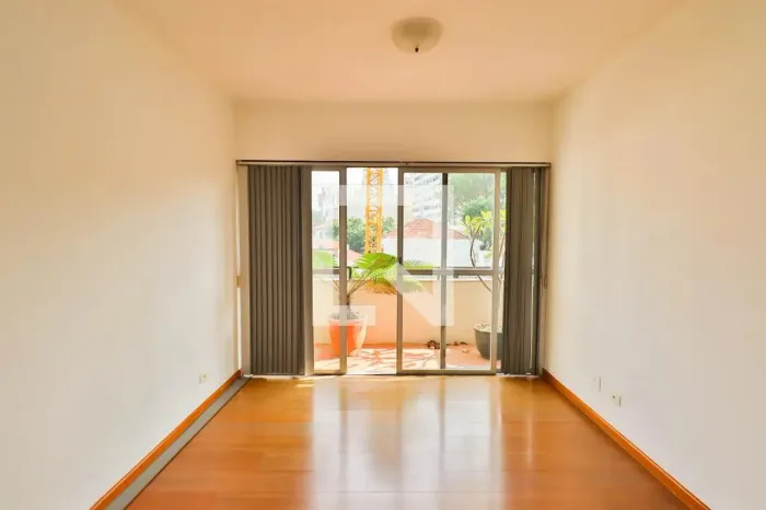 Apartamento para locação em Pinheiros com 2 quartos, sendo 1 suíte, 82m²