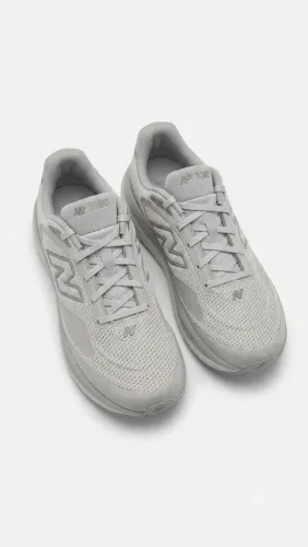 New Balance 1080 Infinion V15 cinza 41BR