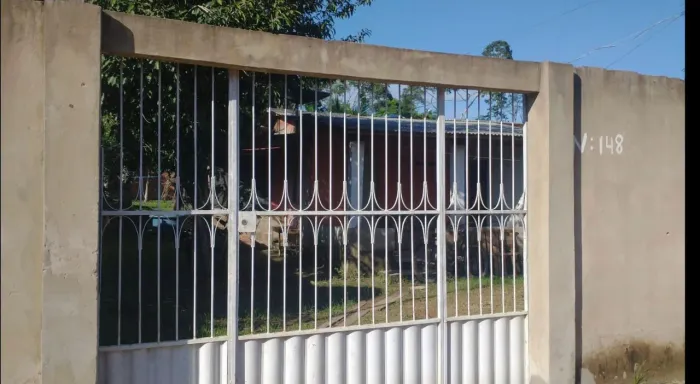 Vende-se terreno na Vila Acre