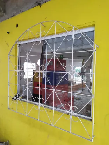 Vendo portas e janelas em ótimo estado