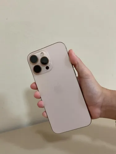 iPhone 16 pro max