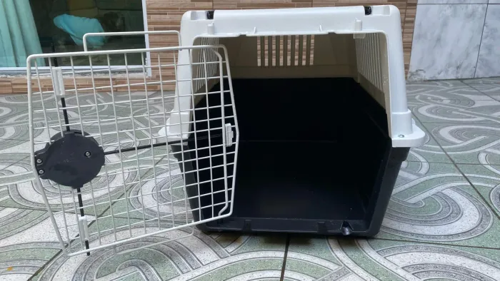 Caixa de Transporte para Cães Ferplast Atlas 40 Professional