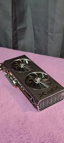 XFX RX 5700XT Ultra Thicc II 8GB GDDR6