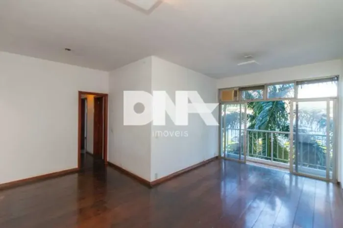 Apartamento : Padrão / Residencial / Lagoa