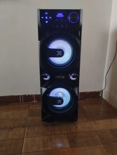 VENDE-SE CAIXA DE SOM LENOXX